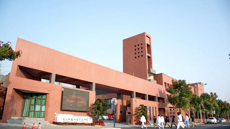 成都电子设计定制厂家：揭秘定制化电子设计的奥秘